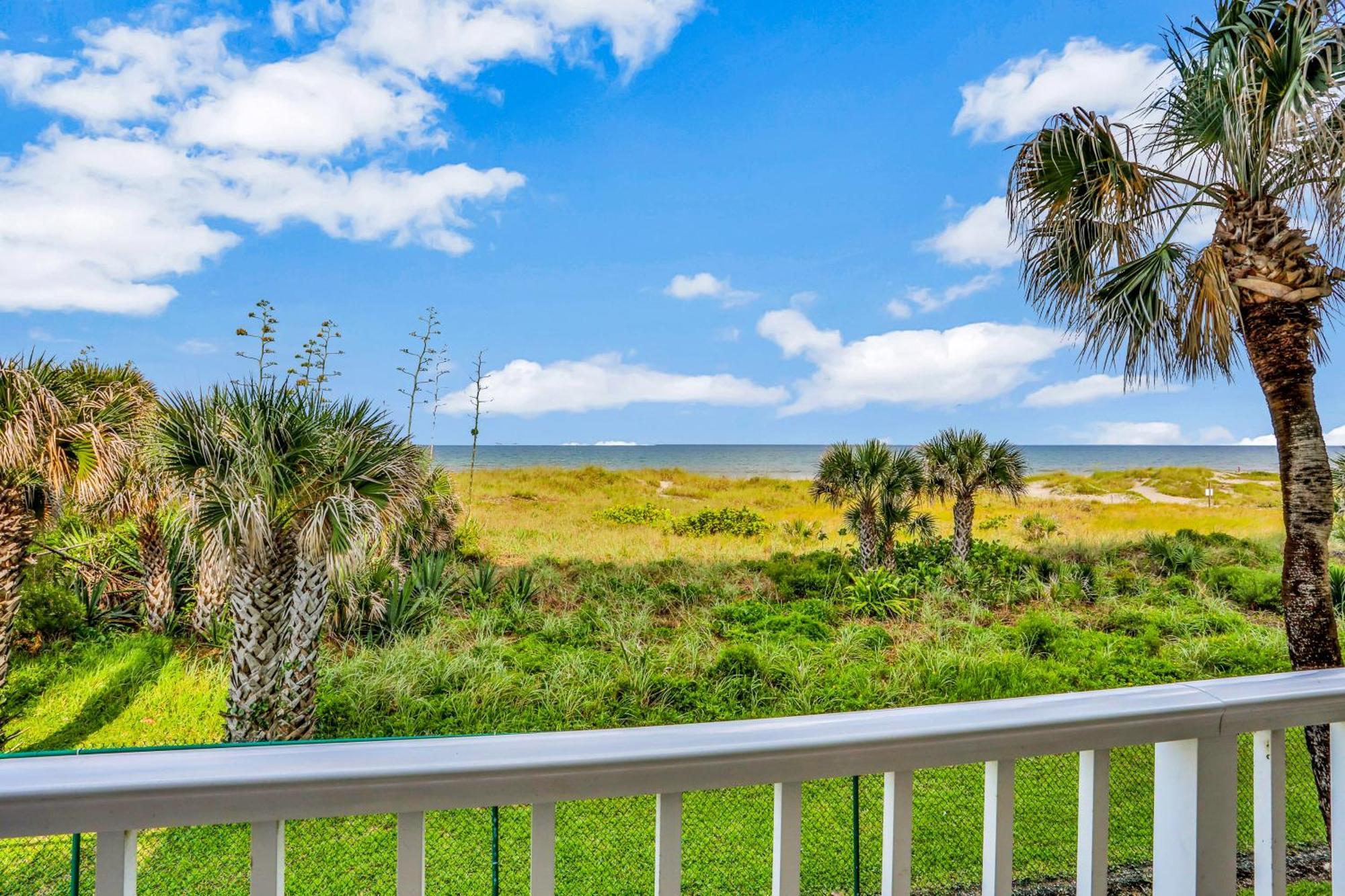 Atlantic Sands Condos Cocoa Beach Bilik gambar