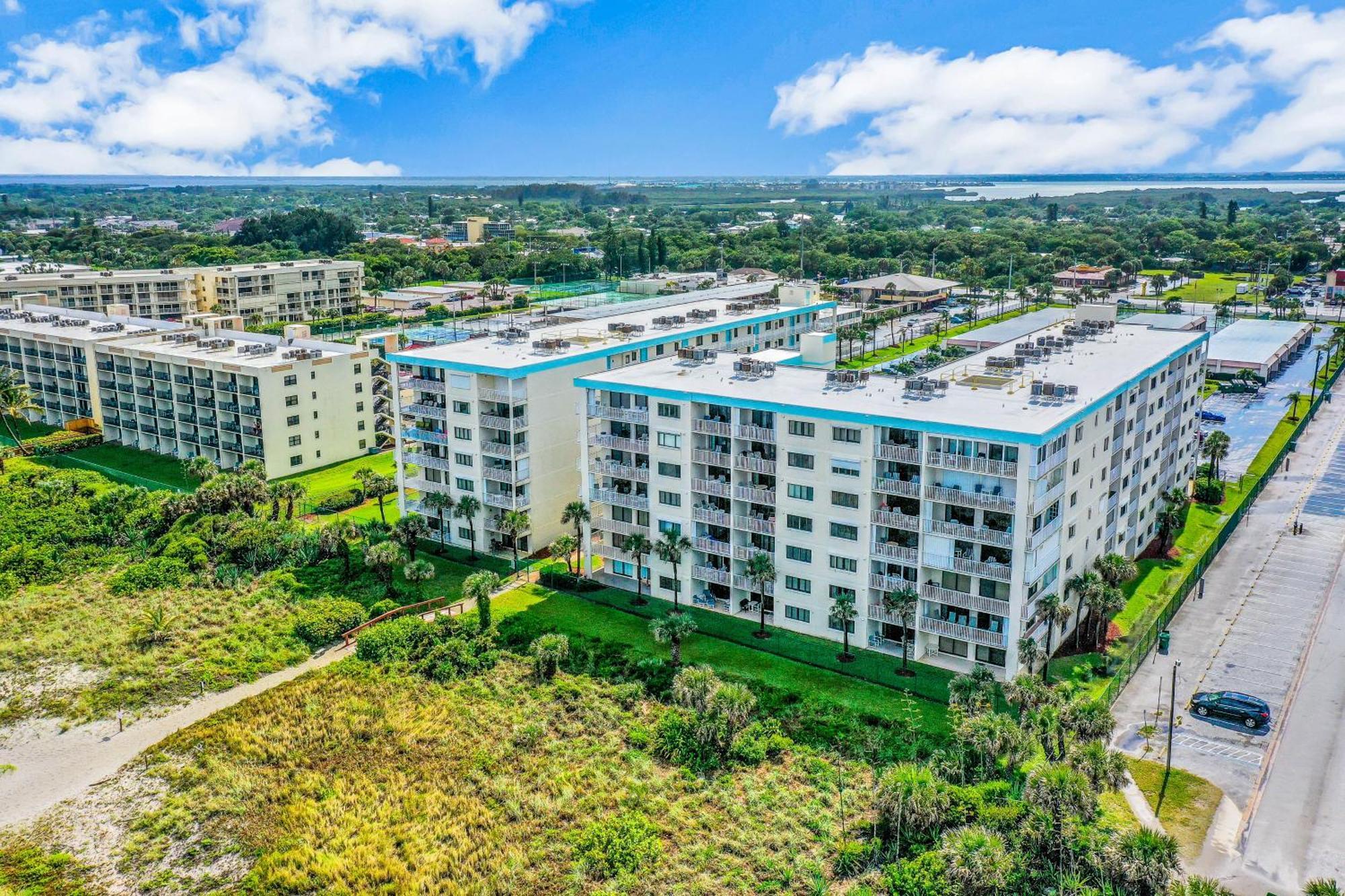 Atlantic Sands Condos Cocoa Beach Bilik gambar